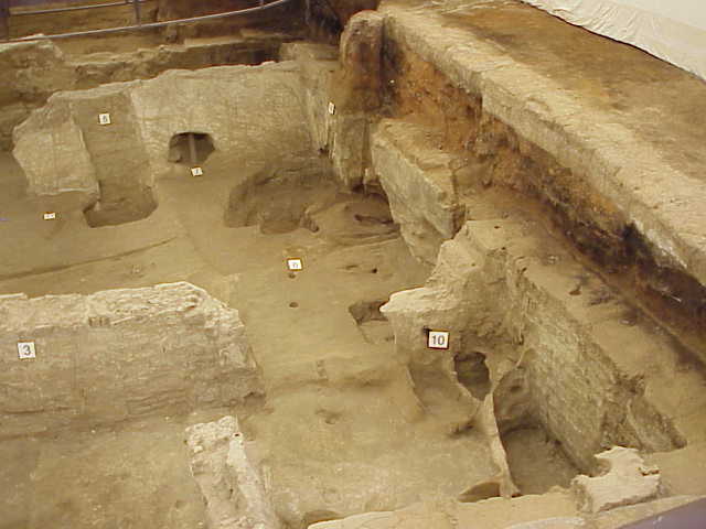   Excavations            Catal Hoyuk